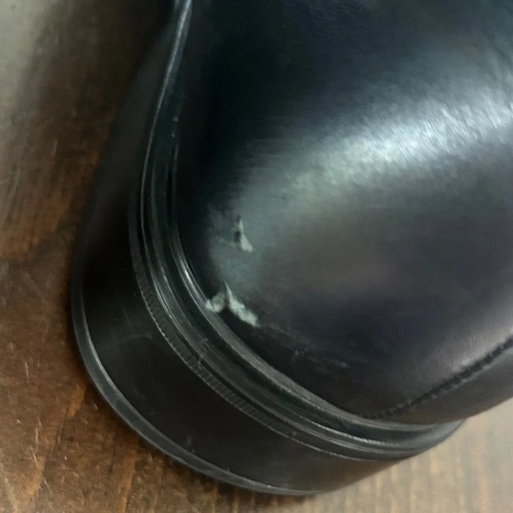 Salvatore Ferragamo Black Leather Chukka Boots 9 2E Wide Square Toe Designer